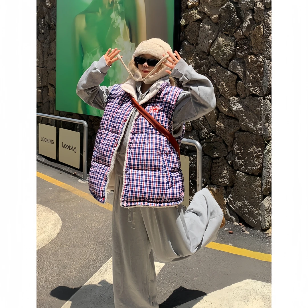 格纹羊羔绒马甲外套女冬季新款宽松加绒加厚保暖背心外穿立领棉服