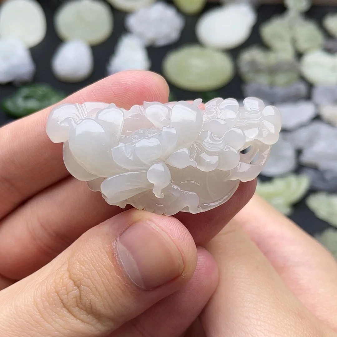 【闪购商品】颈饰未镶嵌和田玉