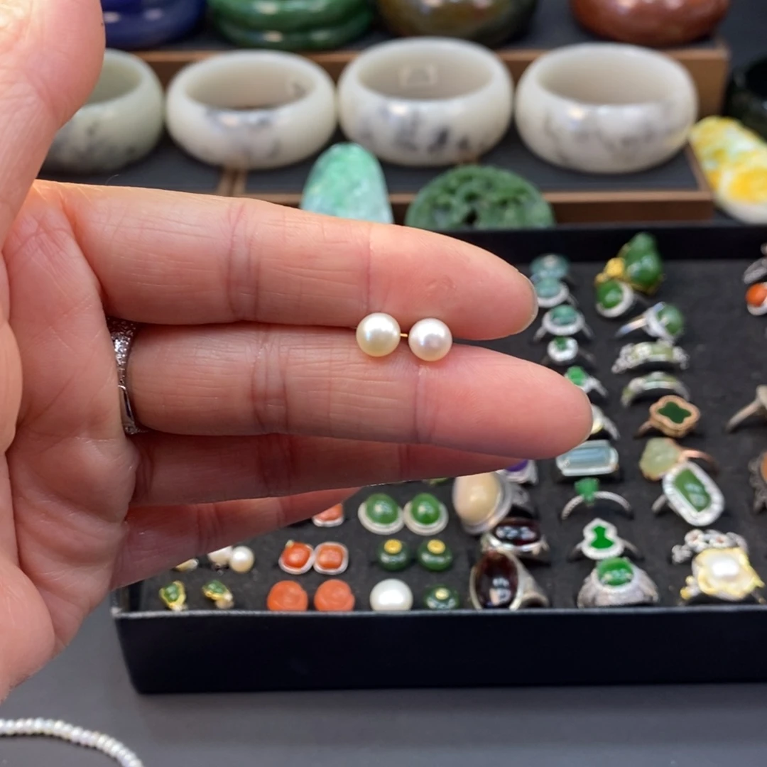 淡水珍珠银S925镶嵌耳钉0.6