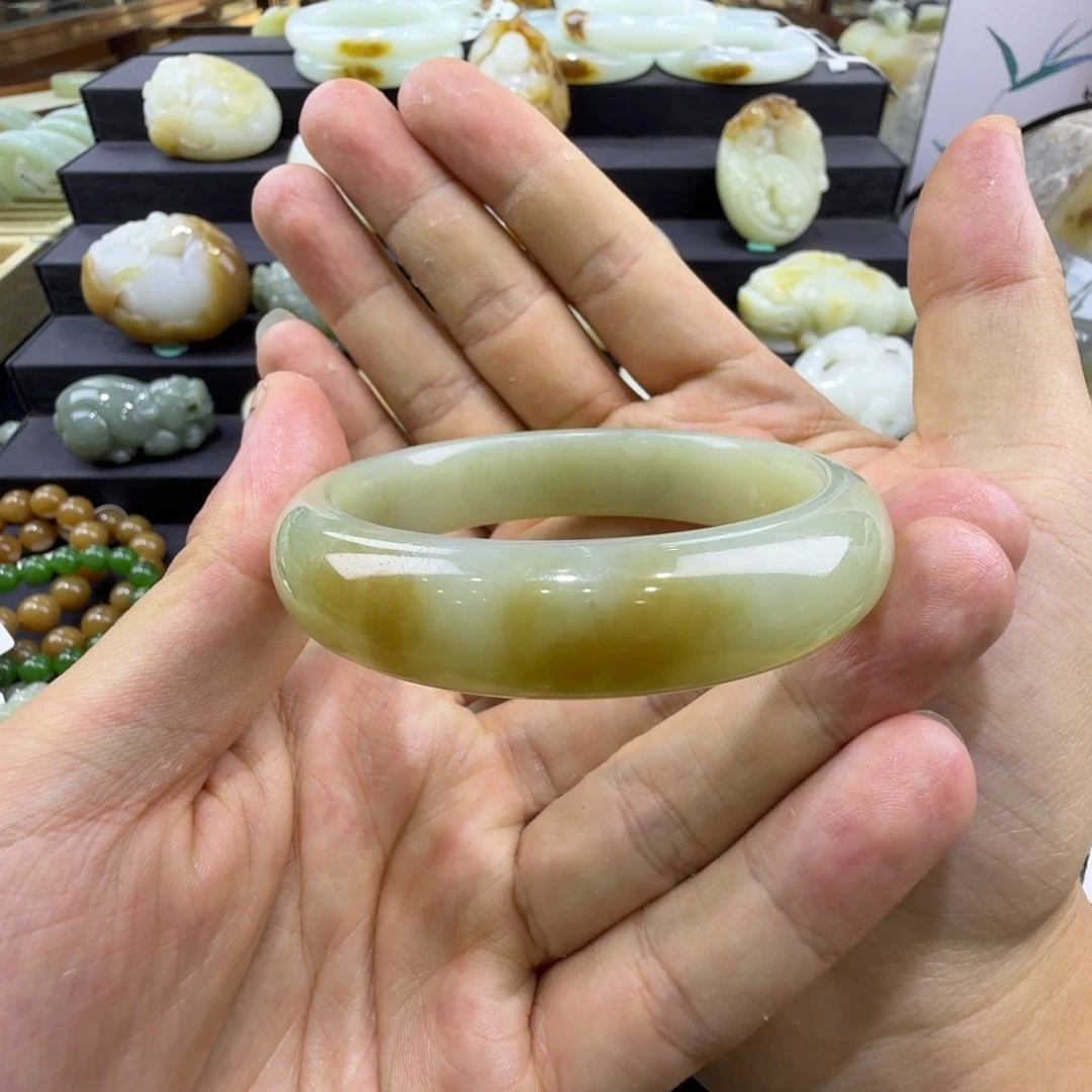 紫***河未镶嵌手镯和田玉新疆和田玉圈口54微包容介意勿拍