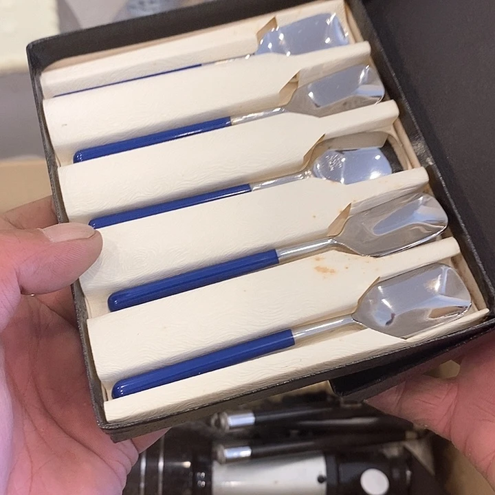 猫****_瓷器瓷器瓷器瓷器