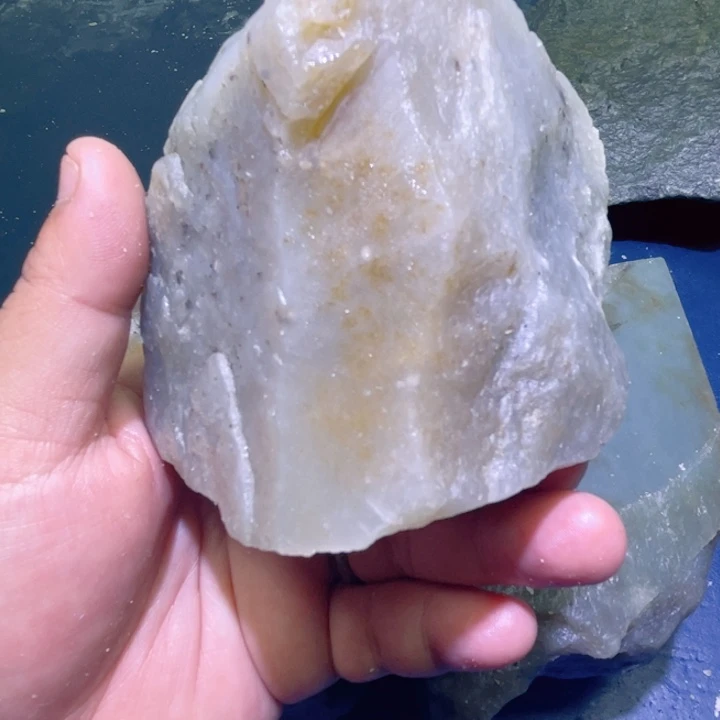 和田玉未镶嵌珠宝半成品