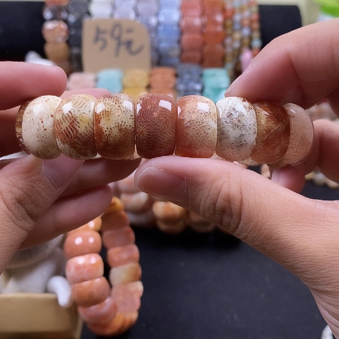 硅化珊瑚（珊瑚玉）未镶嵌手牌 83