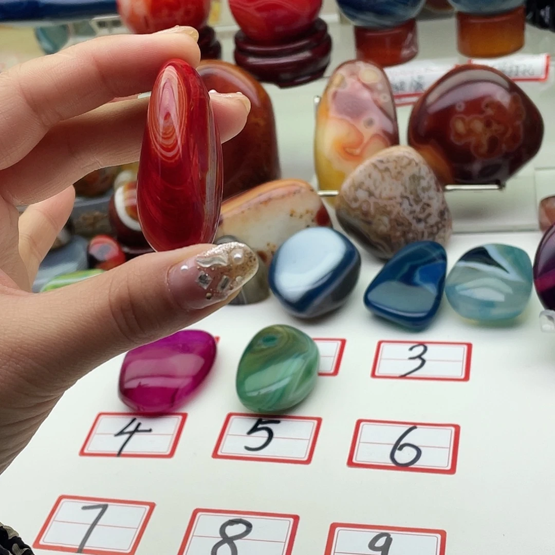 玛瑙/玉髓未镶嵌颈饰