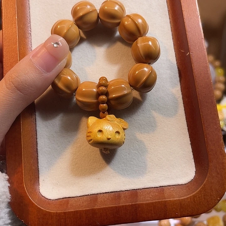 吊坠猴头核桃猴头鲨鱼背小手捻设计款