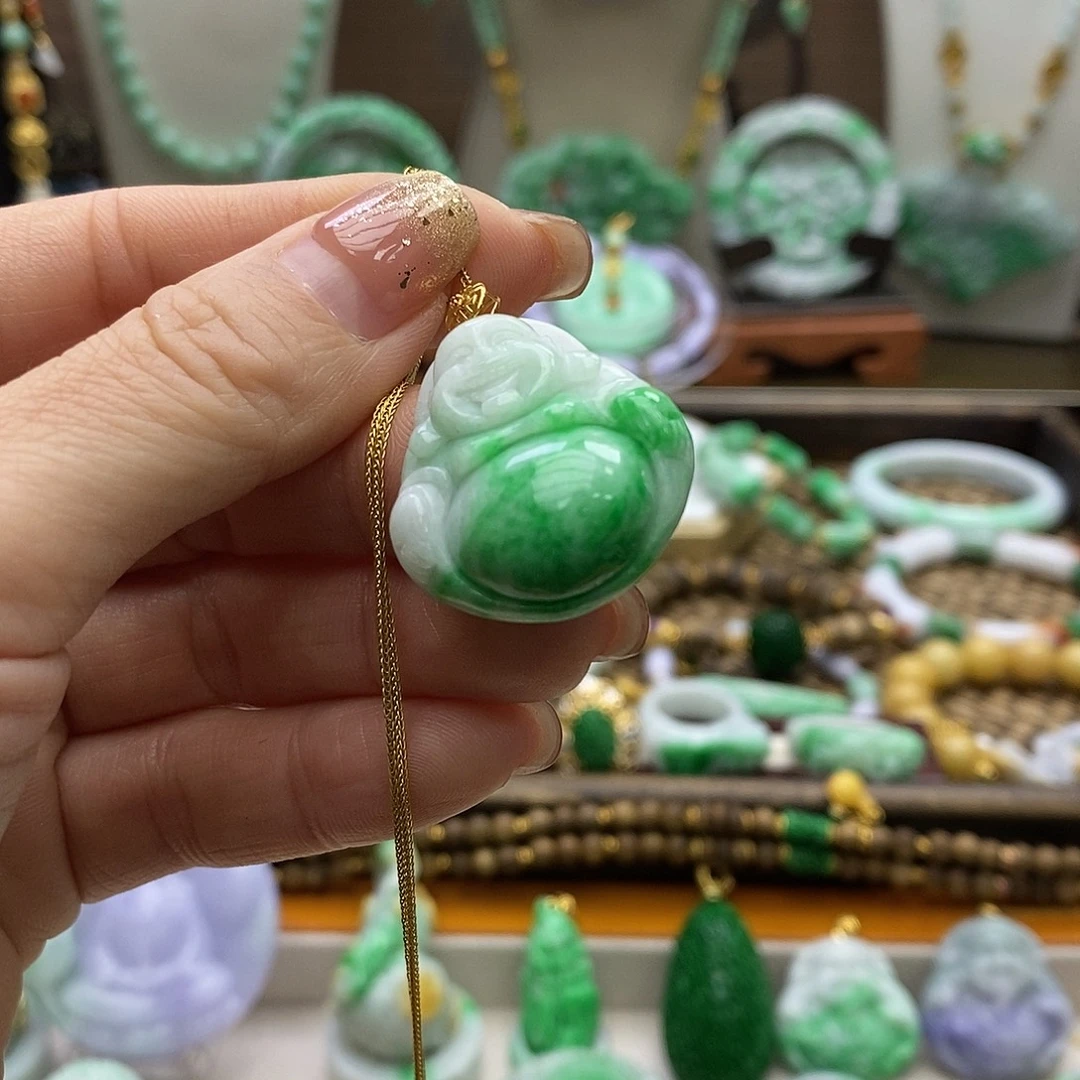 翡翠未镶嵌颈饰天然