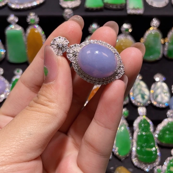 凯***革翡翠银S925镶嵌颈饰