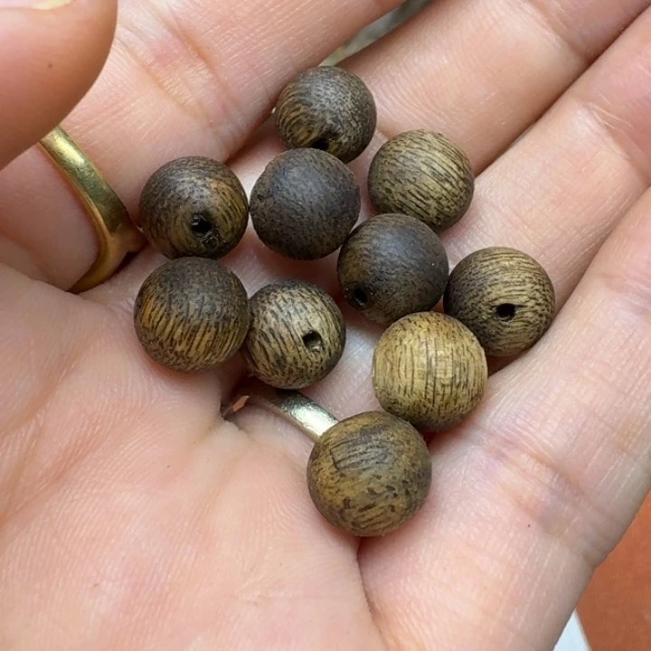 大叶紫檀（黑酸枝木类）