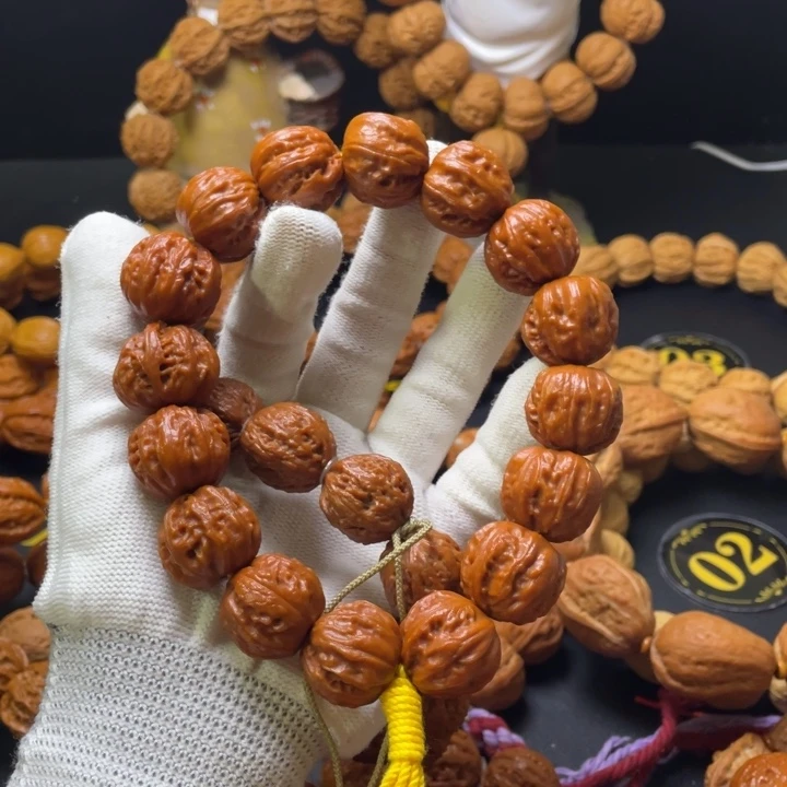 ****弦文玩核桃手串京八棱