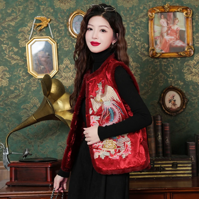 中式复古盘扣丝缎提花缎新款国风民族秋冬重工刺绣加棉女马甲坎肩