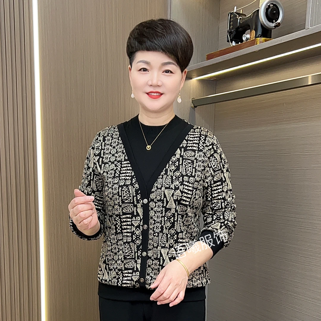 常规宽松型薄款时尚中老年女装休闲风假两件长袖上衣F9079