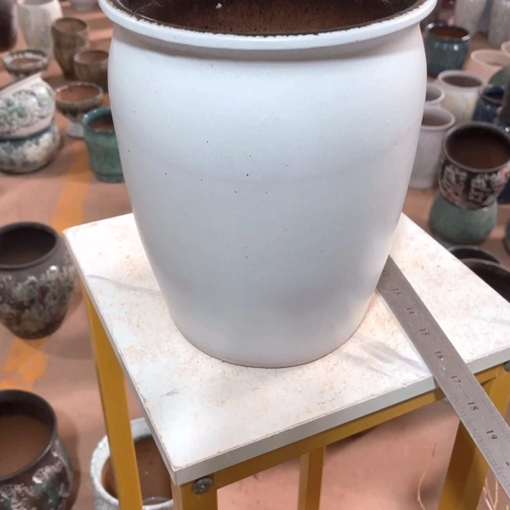 紫砂花盆口径20高度25一只小瑕疵
