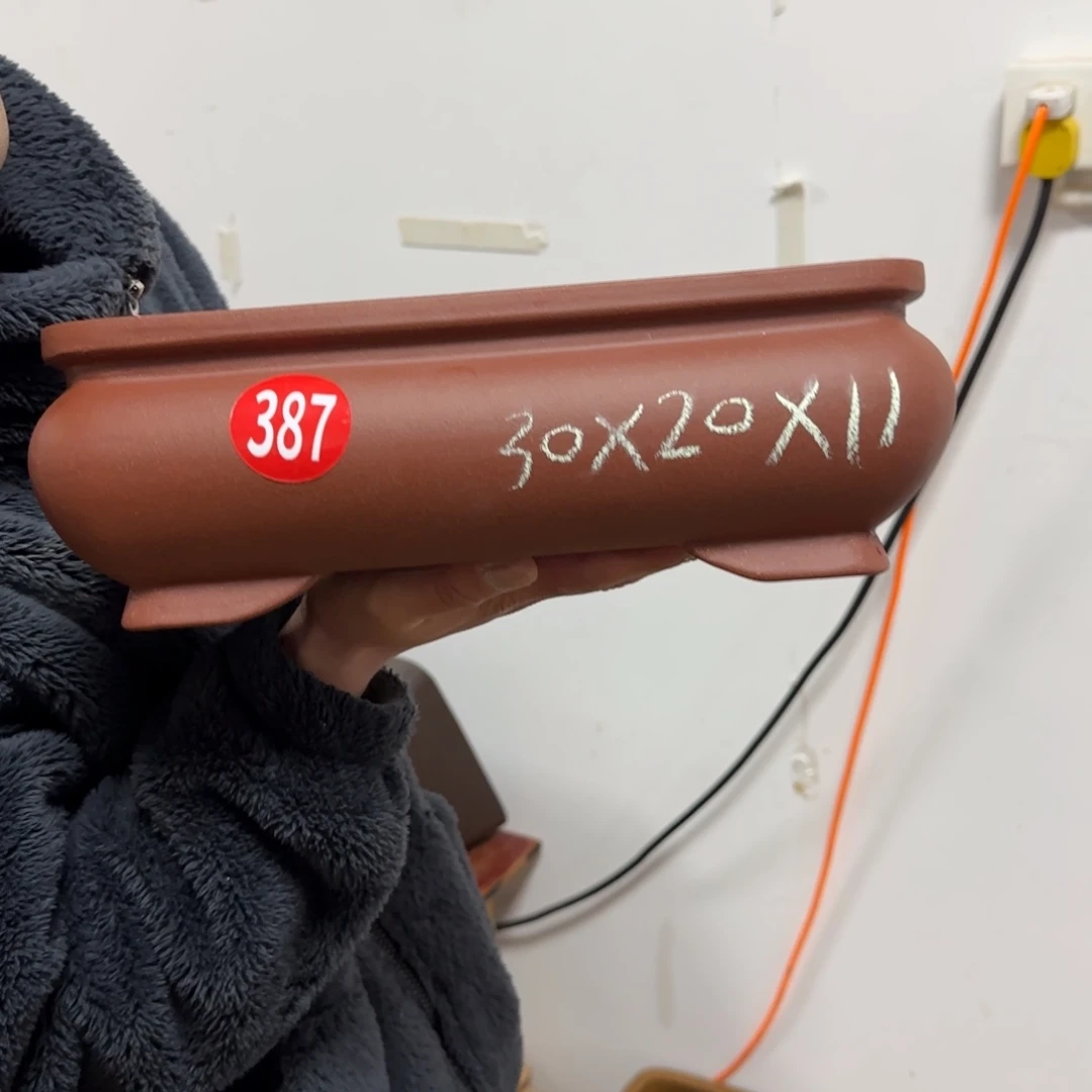 紫砂花盆呜呜呜呜