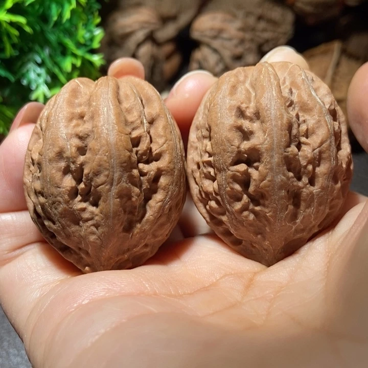 把件文玩核桃东北楸子小雪4