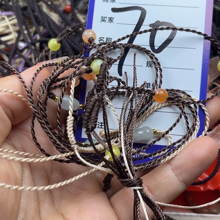 晓***钰和田玉未镶嵌珠宝奇石