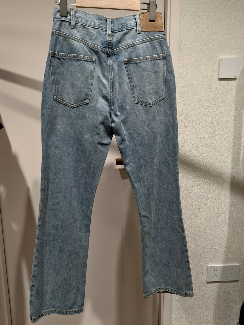 【ce浅色微喇牛仔裤】