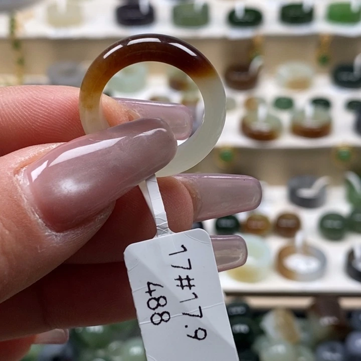 和田玉未镶嵌戒指