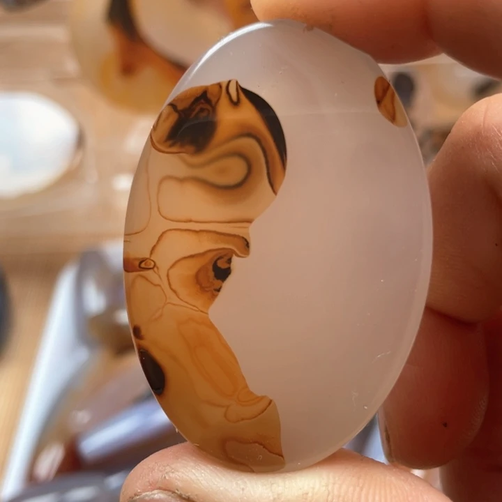 玛瑙/玉髓吊坠未镶嵌