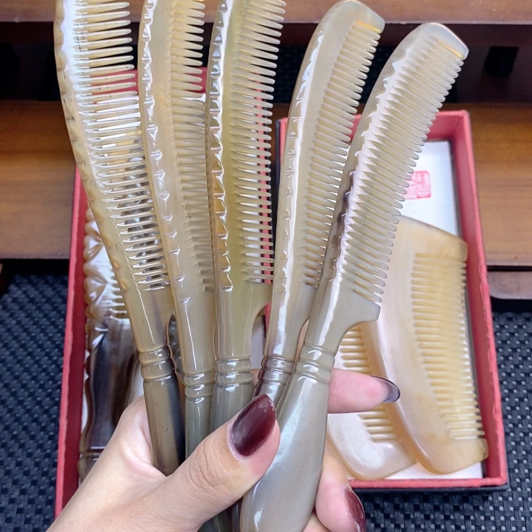 纯手工制作纯牛角梳子