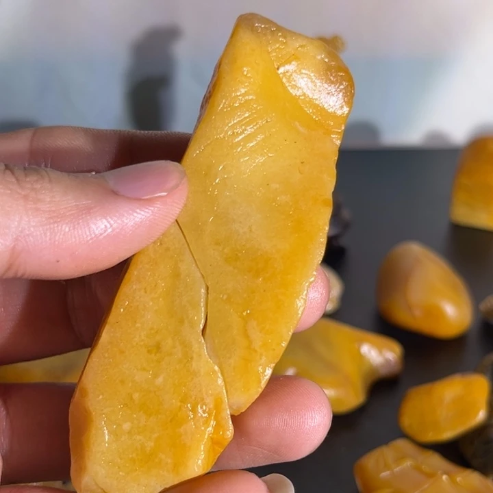 印石寿山石那我先去洗脸了哈我要