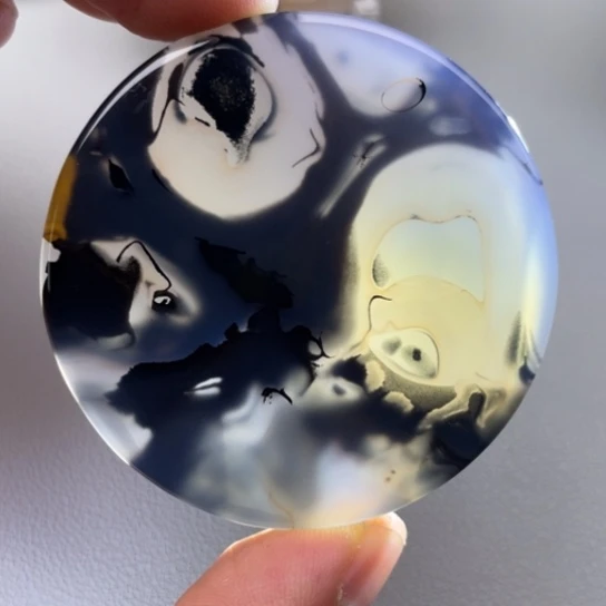 玛瑙/玉髓颈饰未镶嵌羽**缘