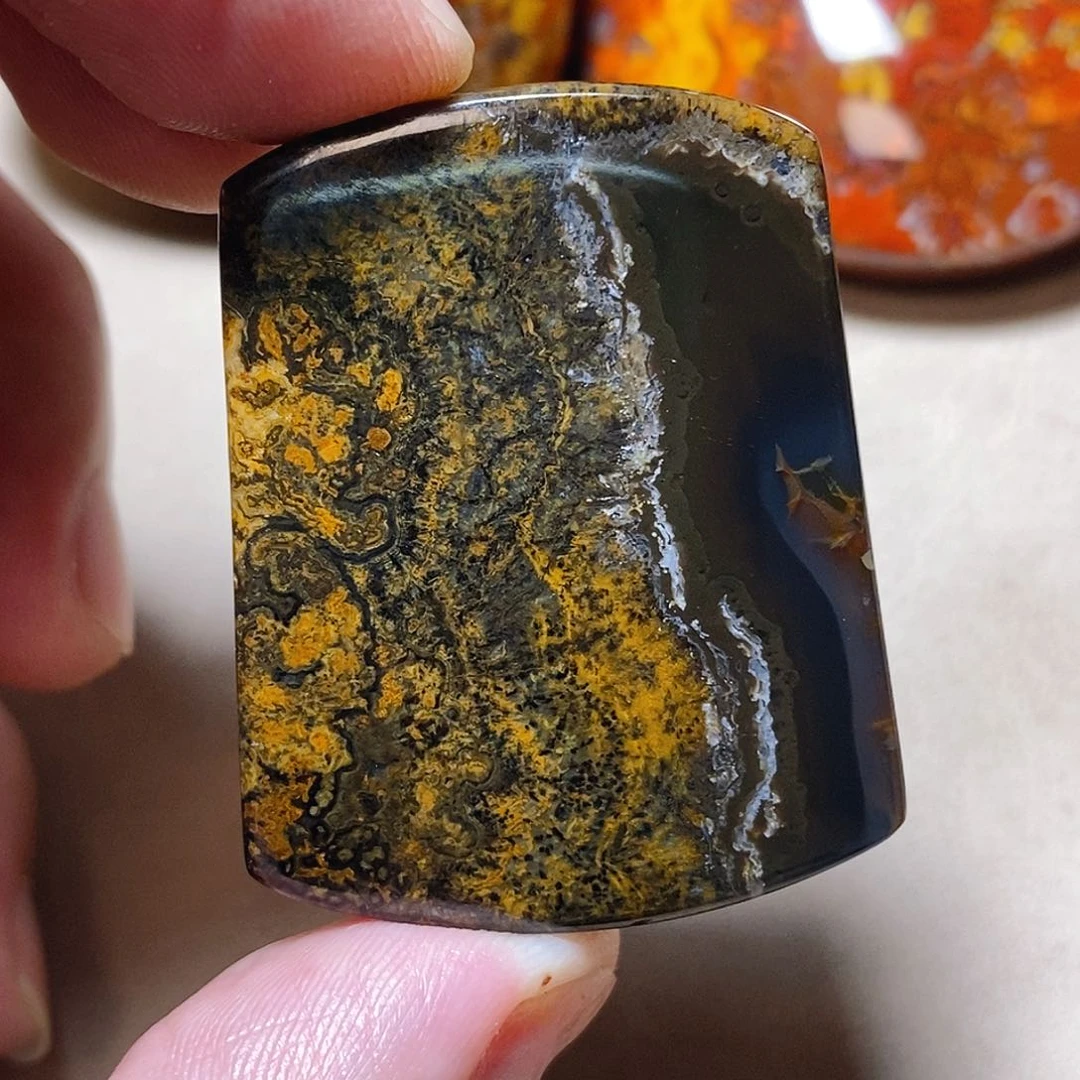 未镶嵌颈饰玛瑙/玉髓L*L