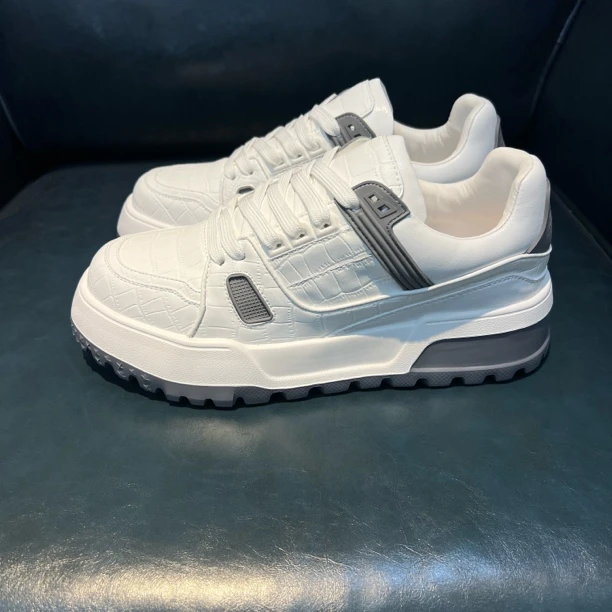 男士四季款真皮百搭时尚休闲板鞋系带男士潮流韩版厚底低帮