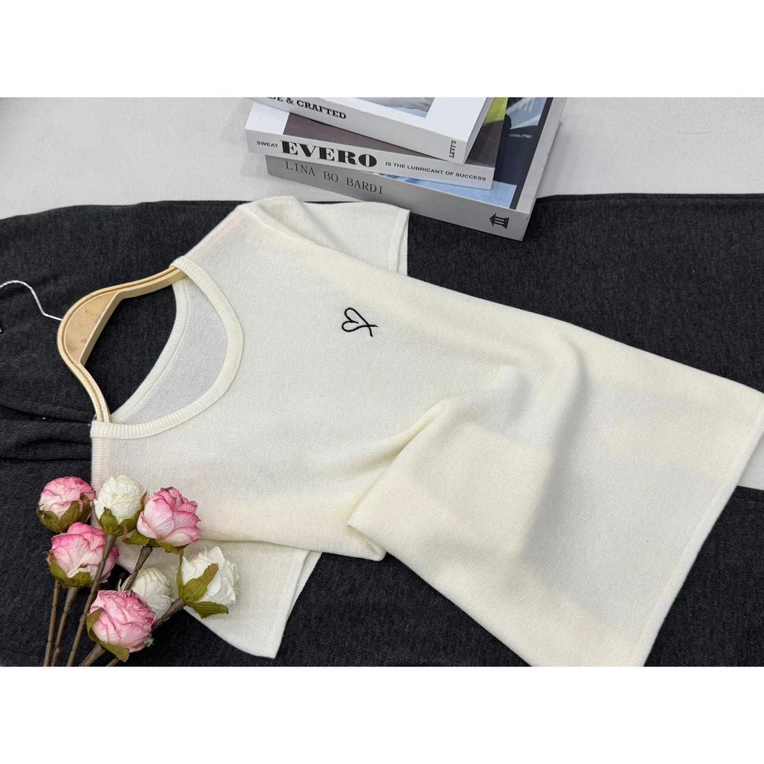 【杏色爱心套头】夏季时尚短袖针织衫简约显瘦QC2533