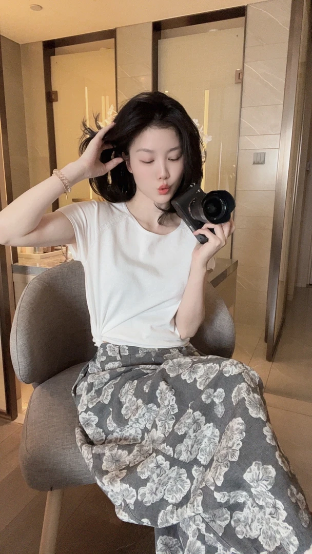 【悦悦专属】正肩显瘦圆领套头T恤短袖小衫S377