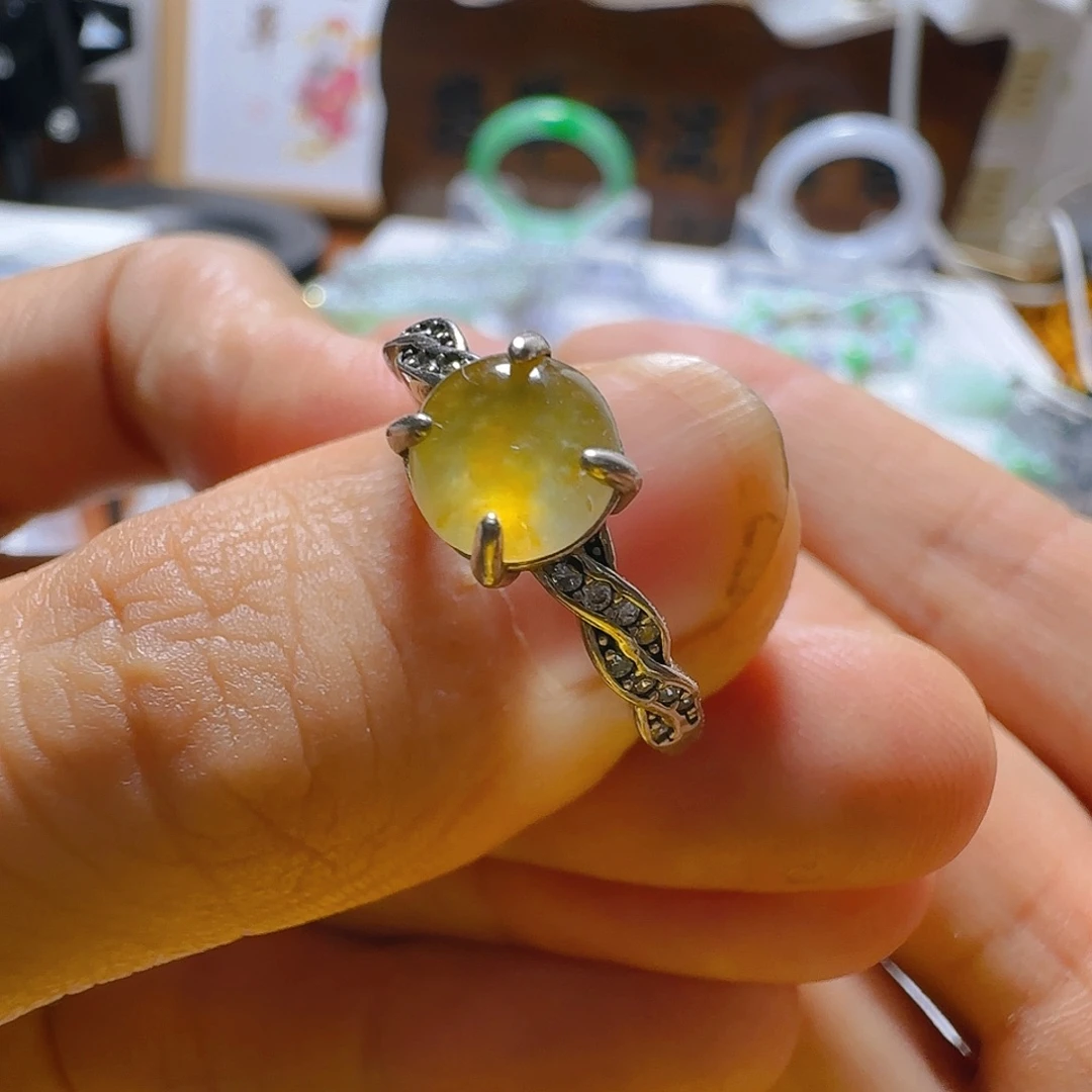 翡翠未镶嵌颈饰翡翠40