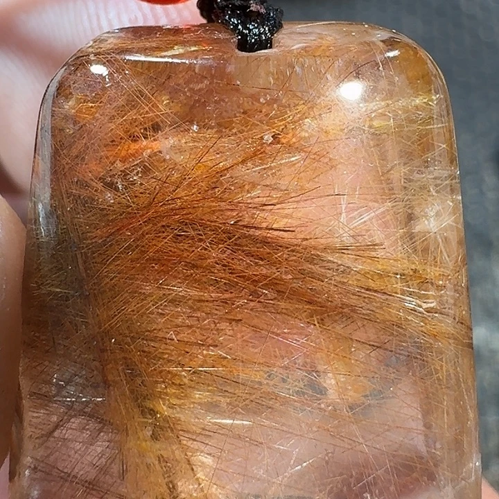 来***帘未镶嵌水晶颈饰你