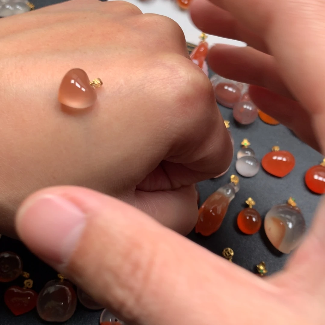 南红玛瑙未镶嵌项链