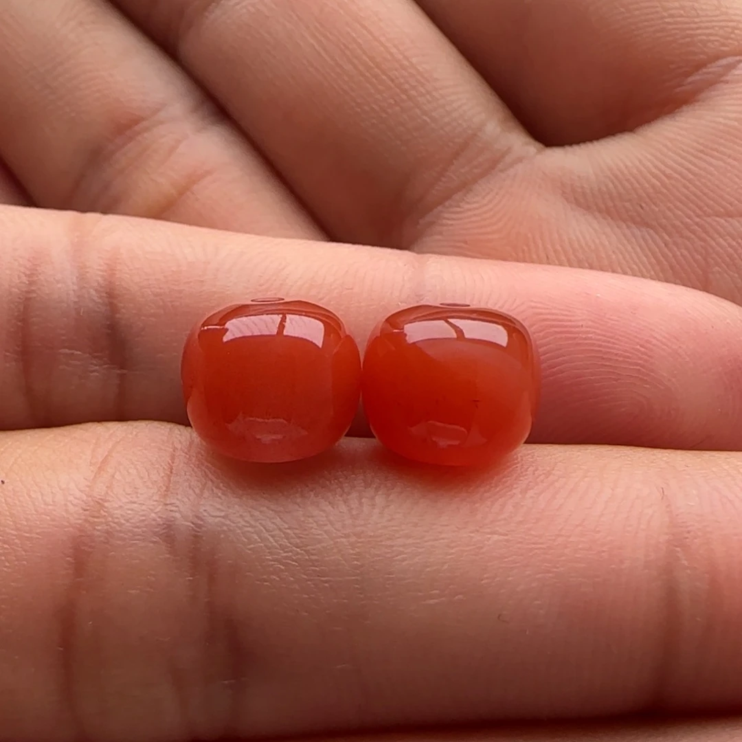 南红玛瑙老型9.1x 8未镶嵌云*痕裂蚕丝纹