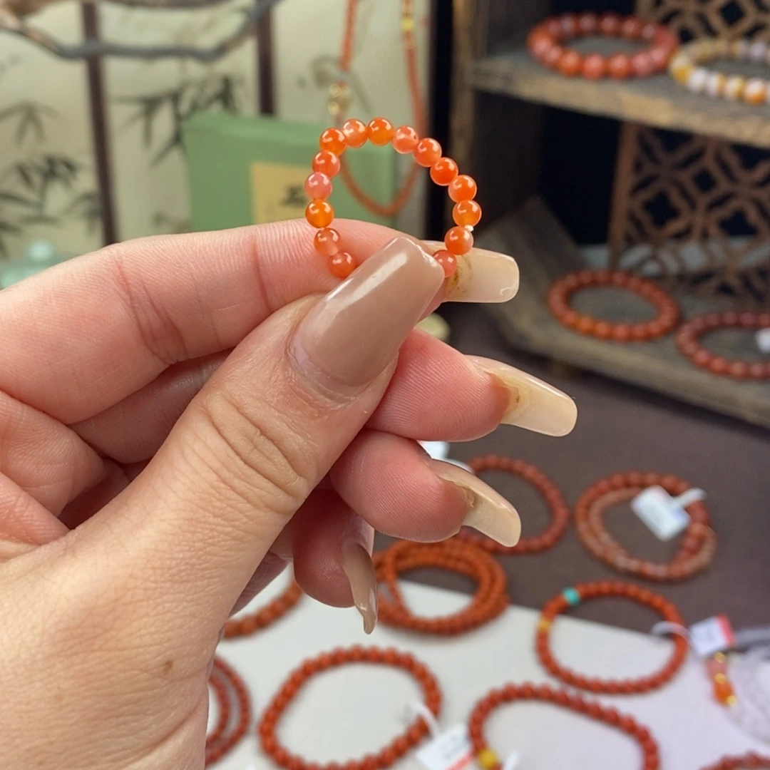 南红玛瑙未镶嵌手链