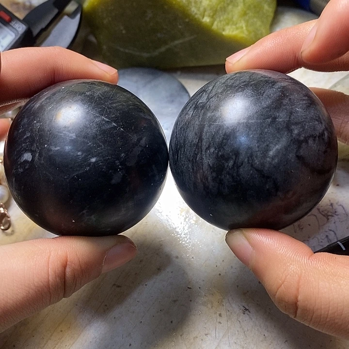 透闪石质玉珠宝半成品未镶嵌