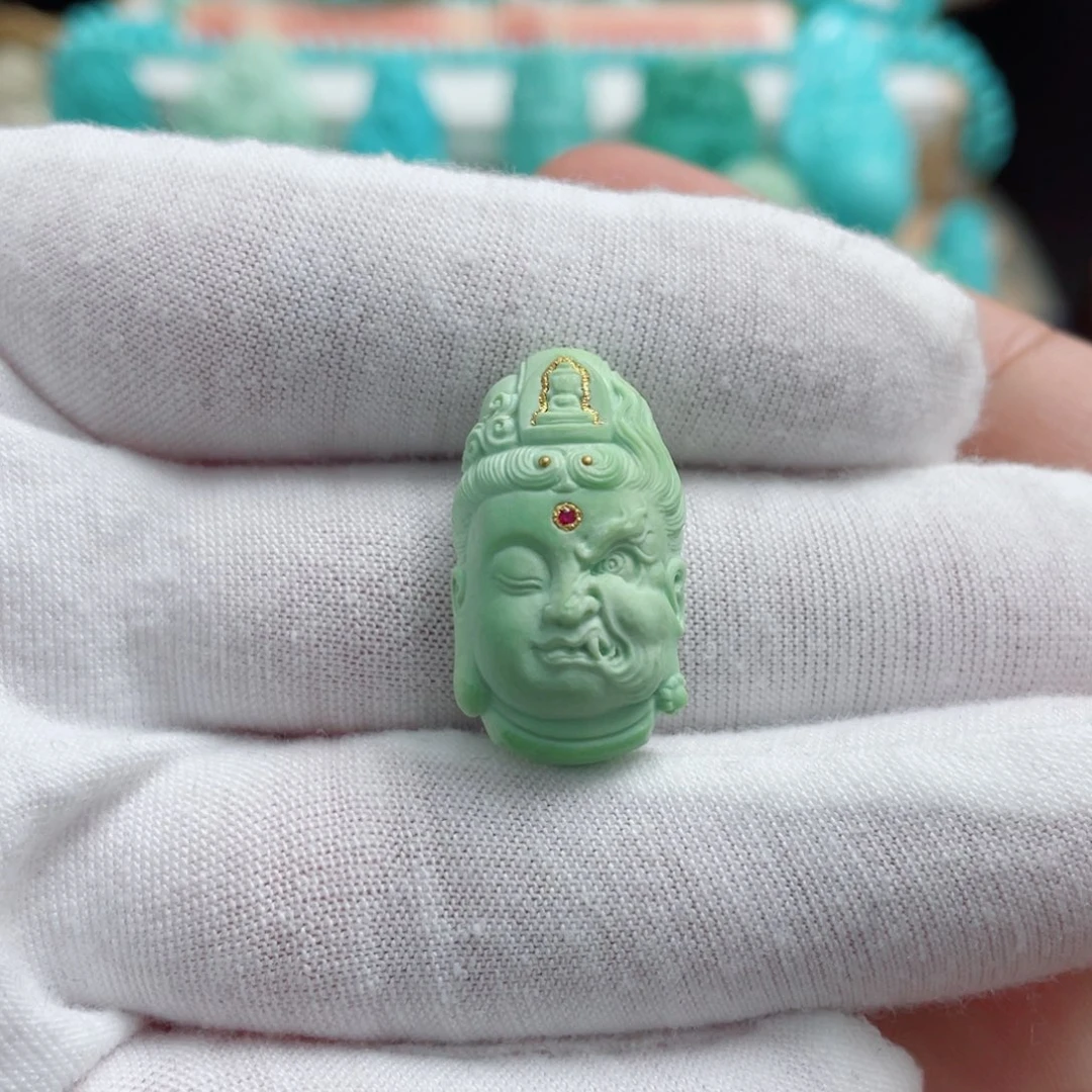 绿松石未镶嵌珠宝奇石