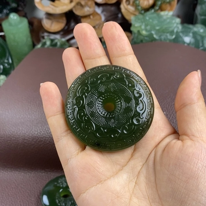 林***山岫玉未镶嵌挂件挂件