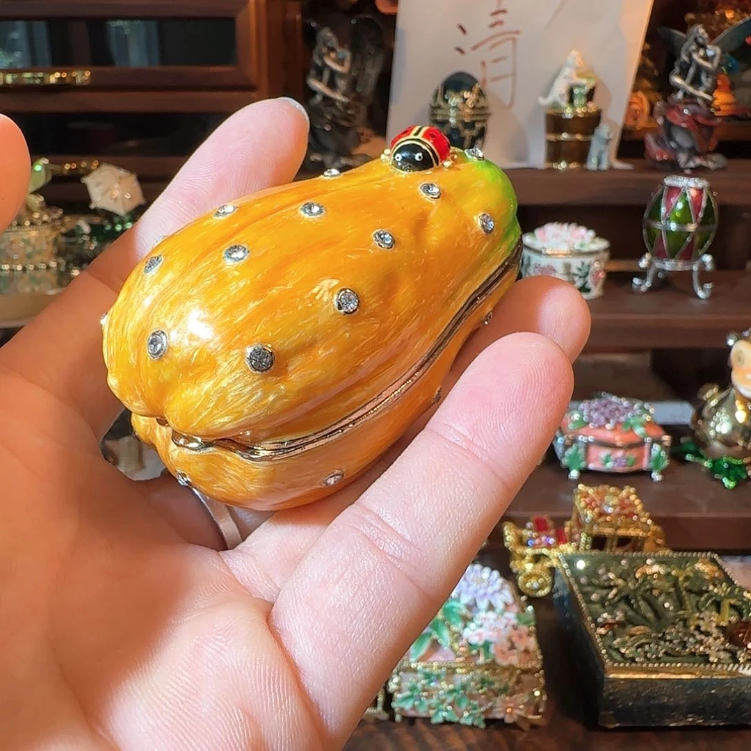 手工制品请勿吹毛求疵