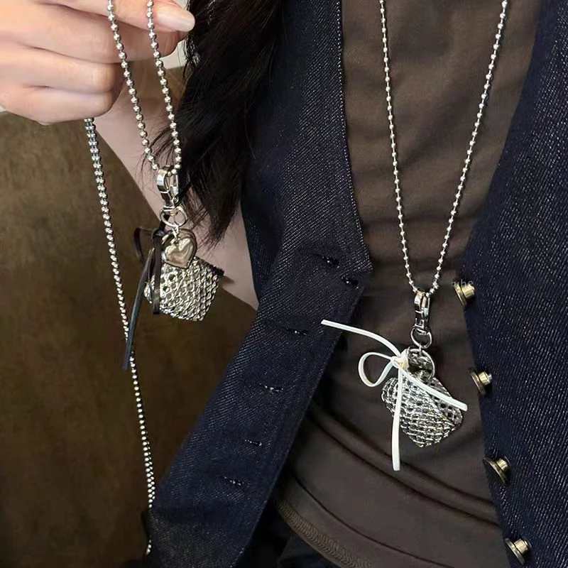 银色编织爱心丝带包包项链女韩国长款个性小众斜挎卫衣毛衣链配饰