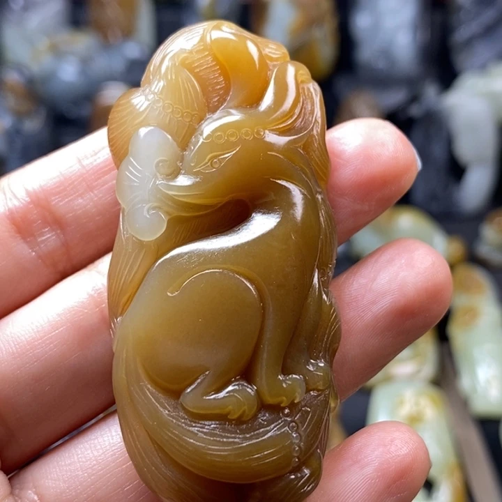 和田玉未镶嵌挂件