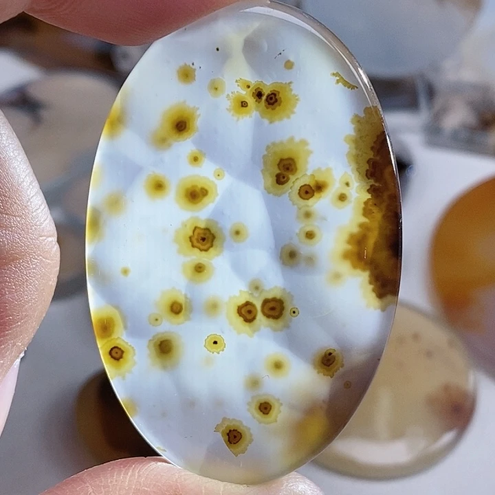 未镶嵌奇石玛瑙/玉髓夜**煌