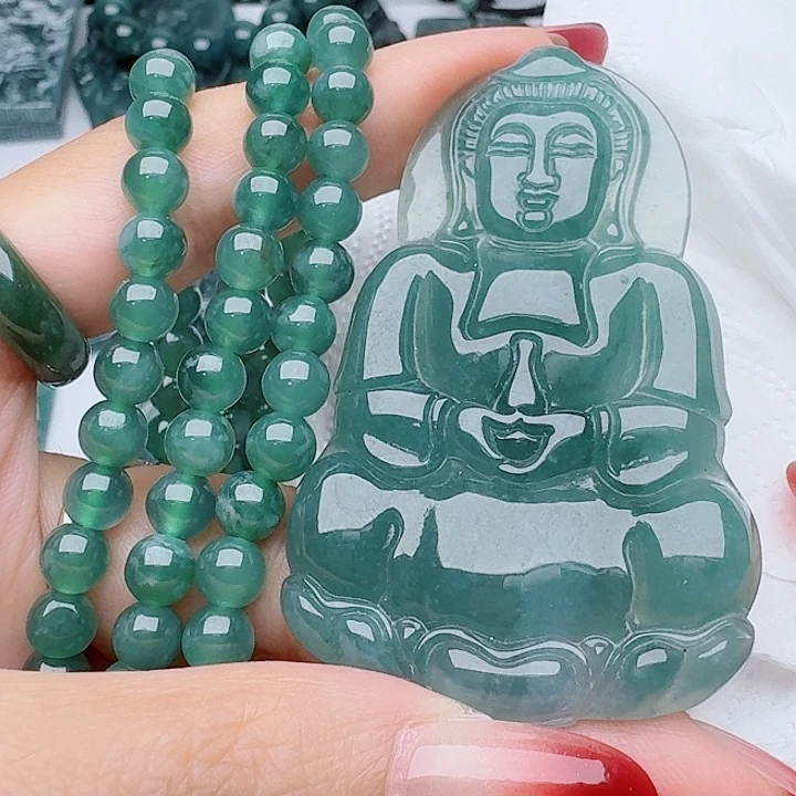 颈饰未镶嵌翡翠天然的A货翡翠多样性发其一
