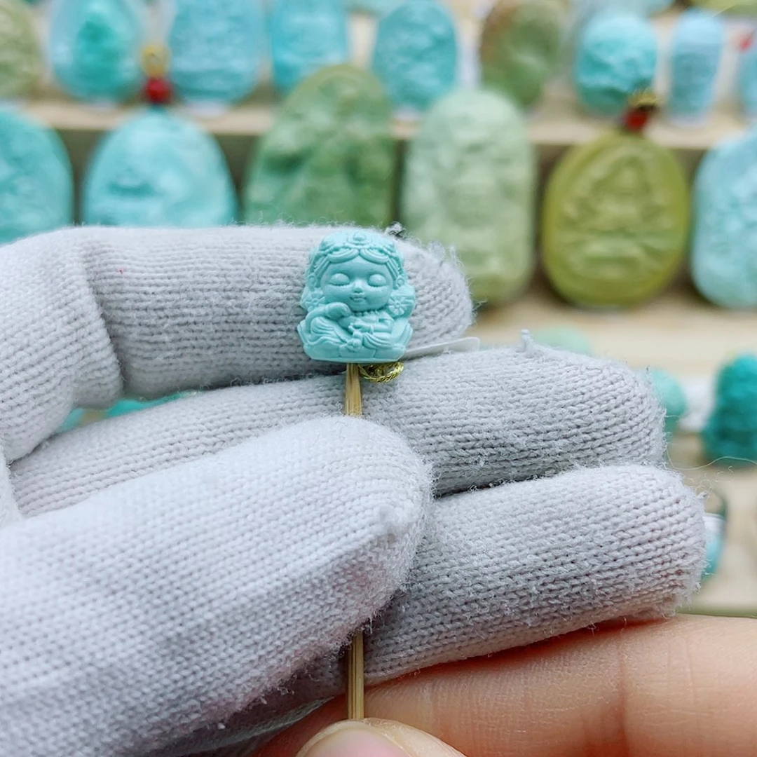 绿松石未镶嵌珠宝奇石