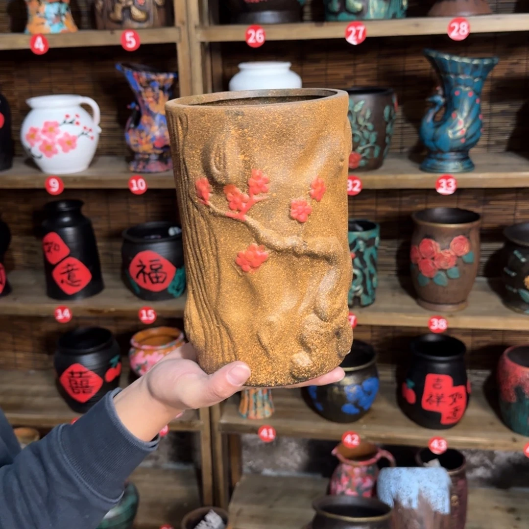 有孔红陶浮雕花盆炸炸炸