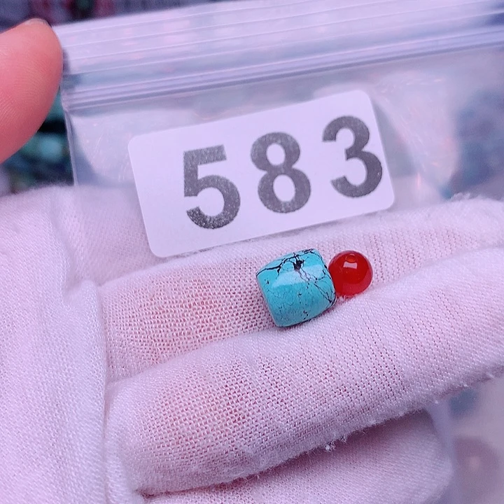 南红玛瑙未镶嵌珠宝奇石