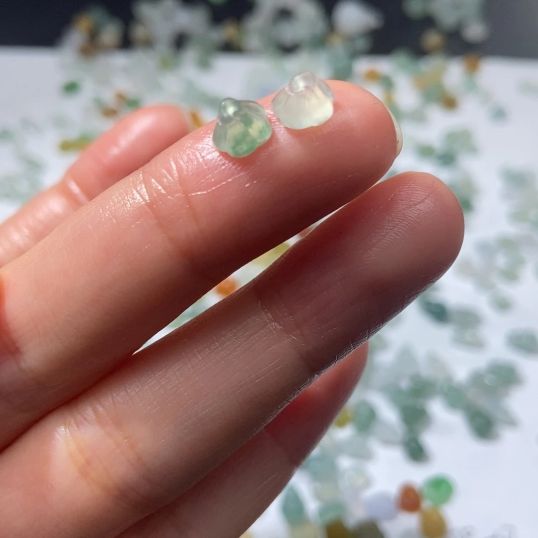 定制翡翠未镶嵌一对价格