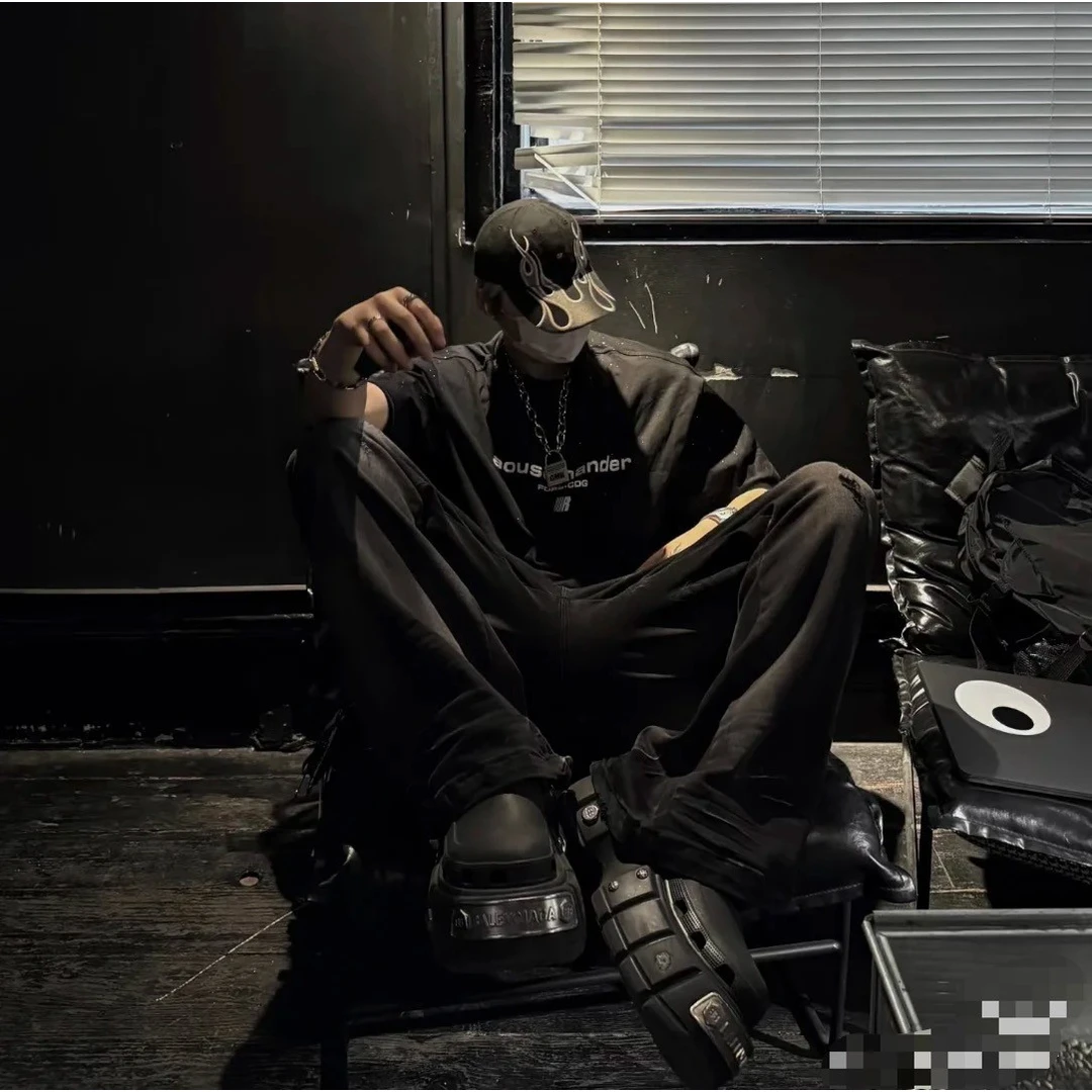 【老K满身绣】2025潮流新款休闲百搭宽松T恤（男女同款）