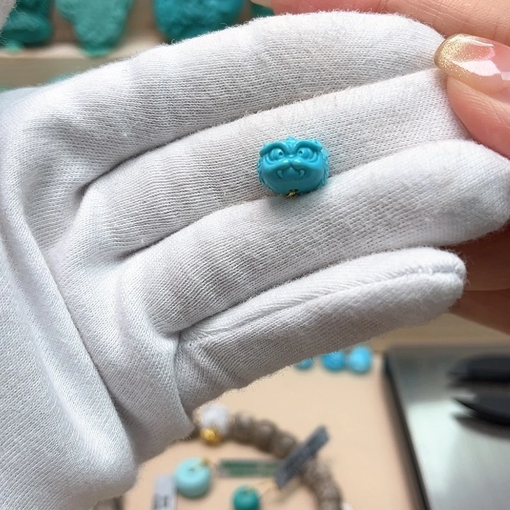 绿松石珠宝未镶嵌