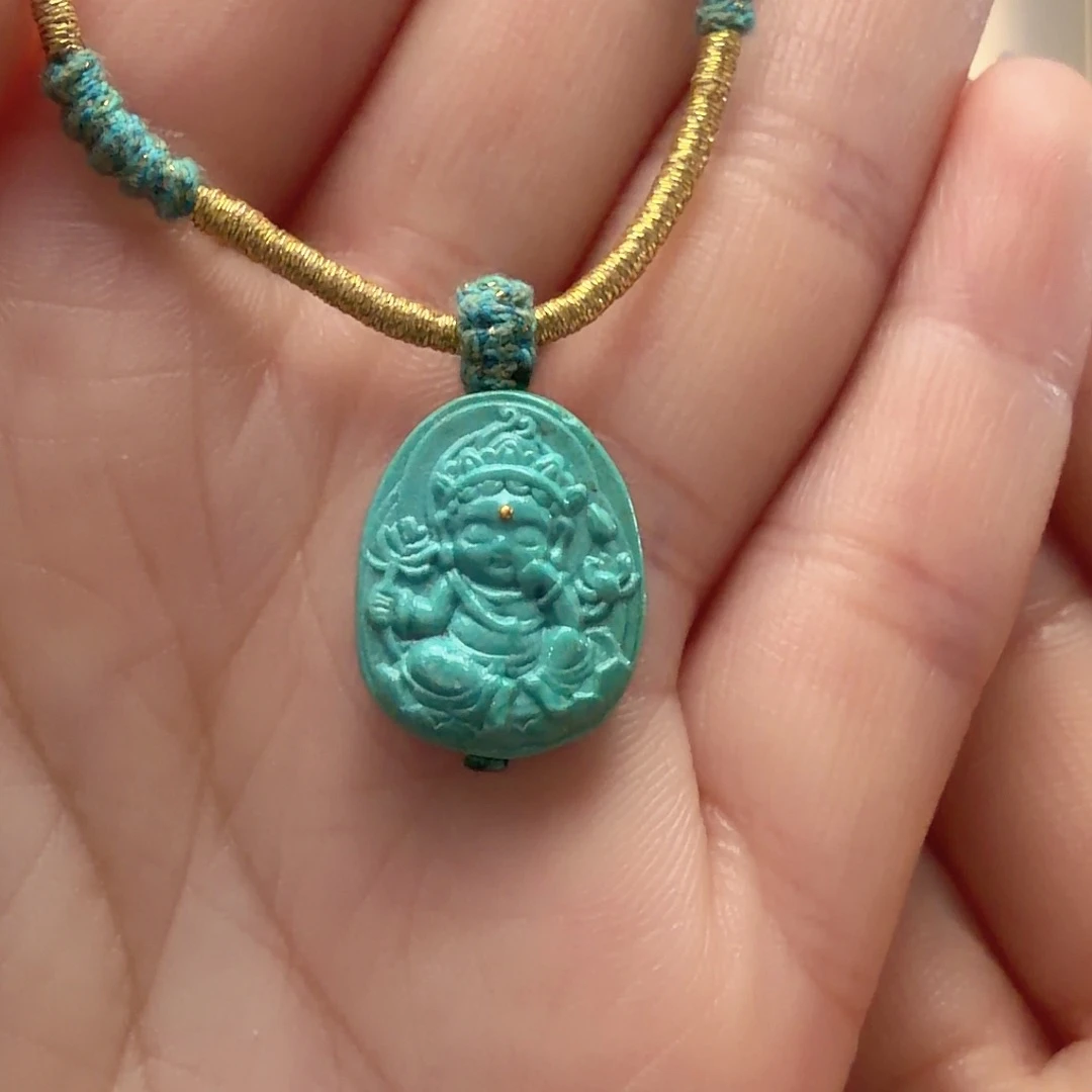 绿松石未镶嵌颈饰