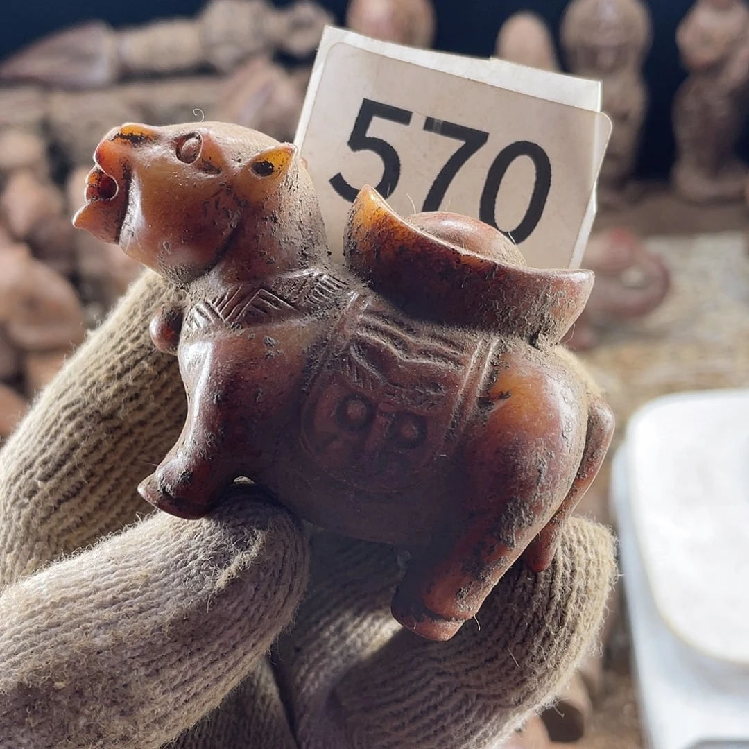 和田玉（糖玉）未镶嵌挂件